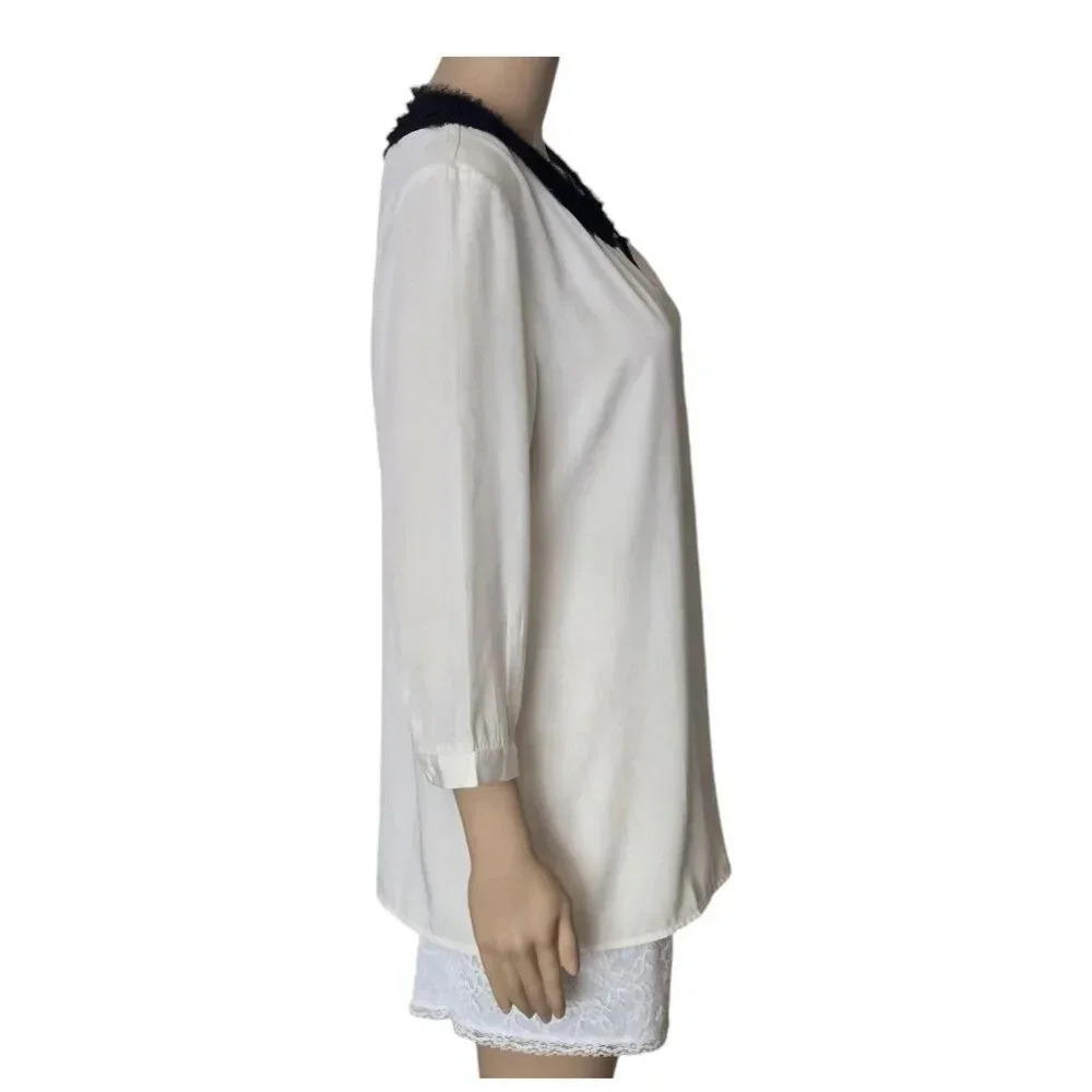 Chico's Women Tunic Top Off White Black Frayed Collar size 1 - Picture 3 of 6